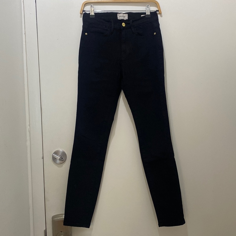 Frame Le High Skinny in Film Noir